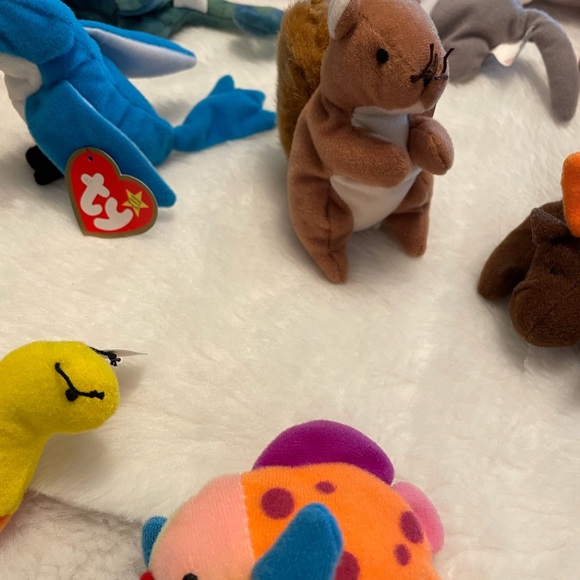 27 Teenie Beanie Babies - Picture 9 of 13